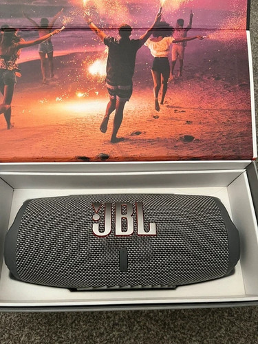 Jbl charge speaker - charge,
